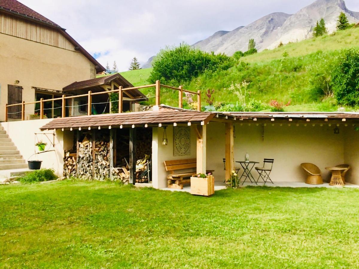 Saint-Étienne-en-Dévoluy La Tourtette B&B 외부 사진