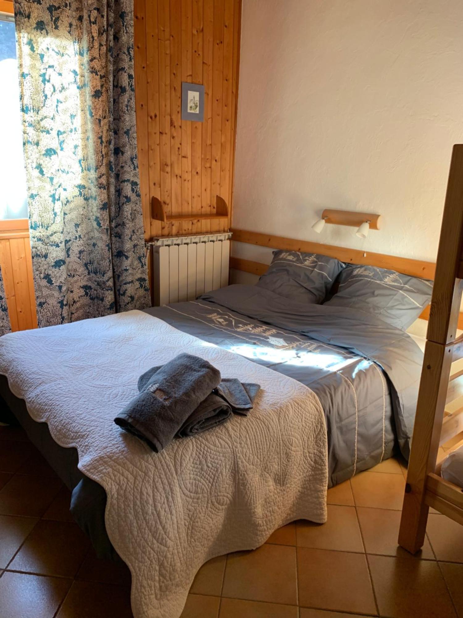 Saint-Étienne-en-Dévoluy La Tourtette B&B 외부 사진